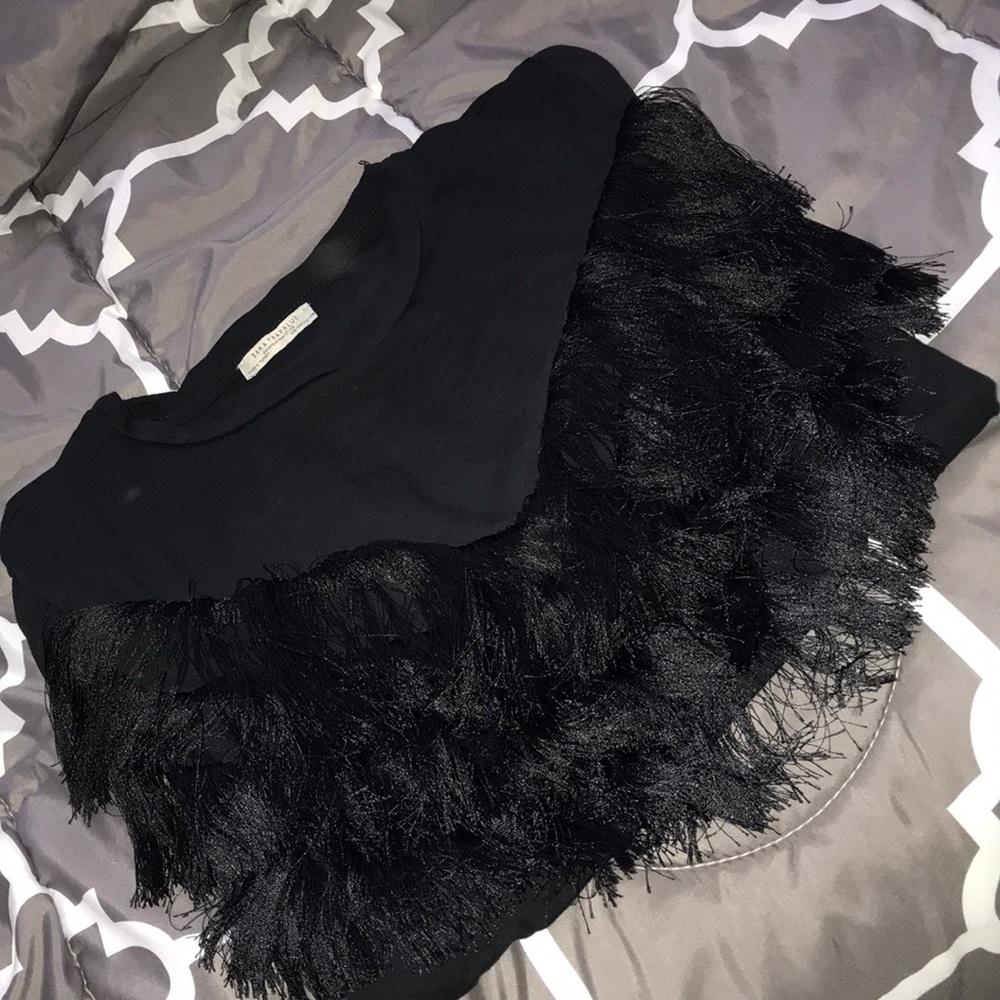 Black fringe tee